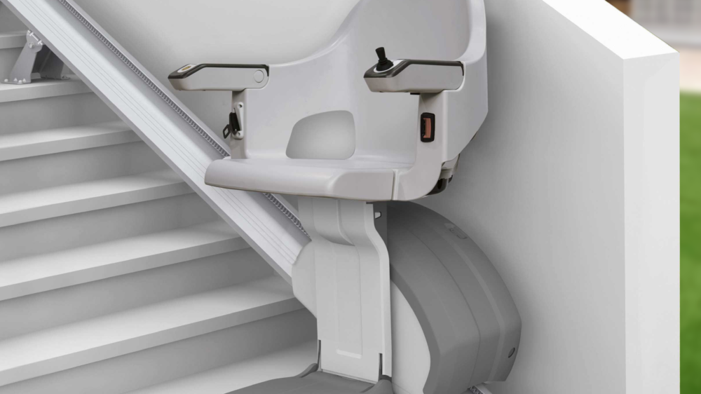 Choosing the right outdoor stairlift: Factors to consider