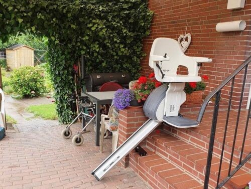 HomeGlide outdoor stairlift